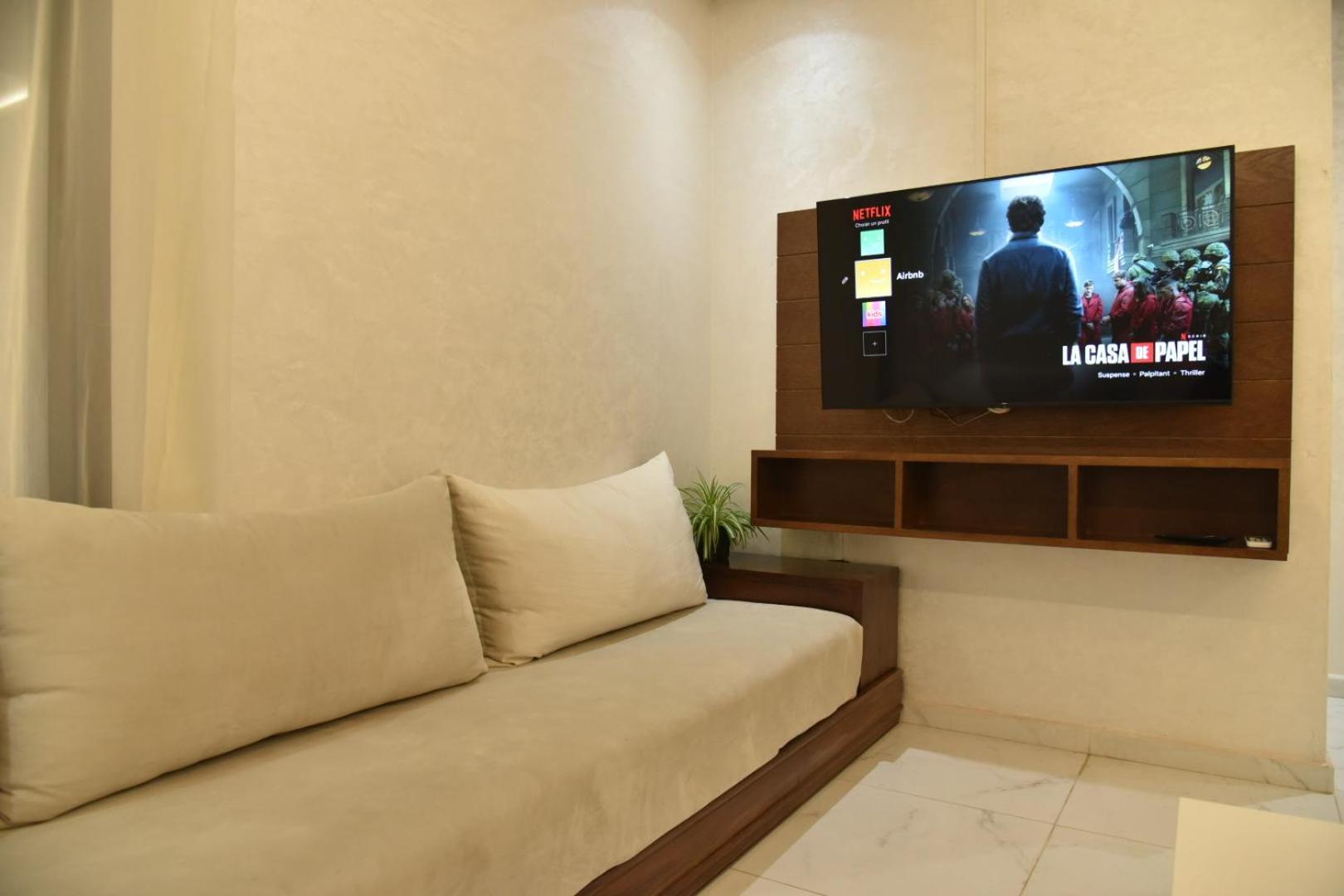 Bright 3-Br In Heart Of Kenitra-Perfect Summer Stay With Parking! Екстериор снимка